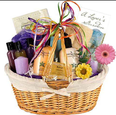 Valentine S Day Gift Idea A Lover S Garden Gift Basket